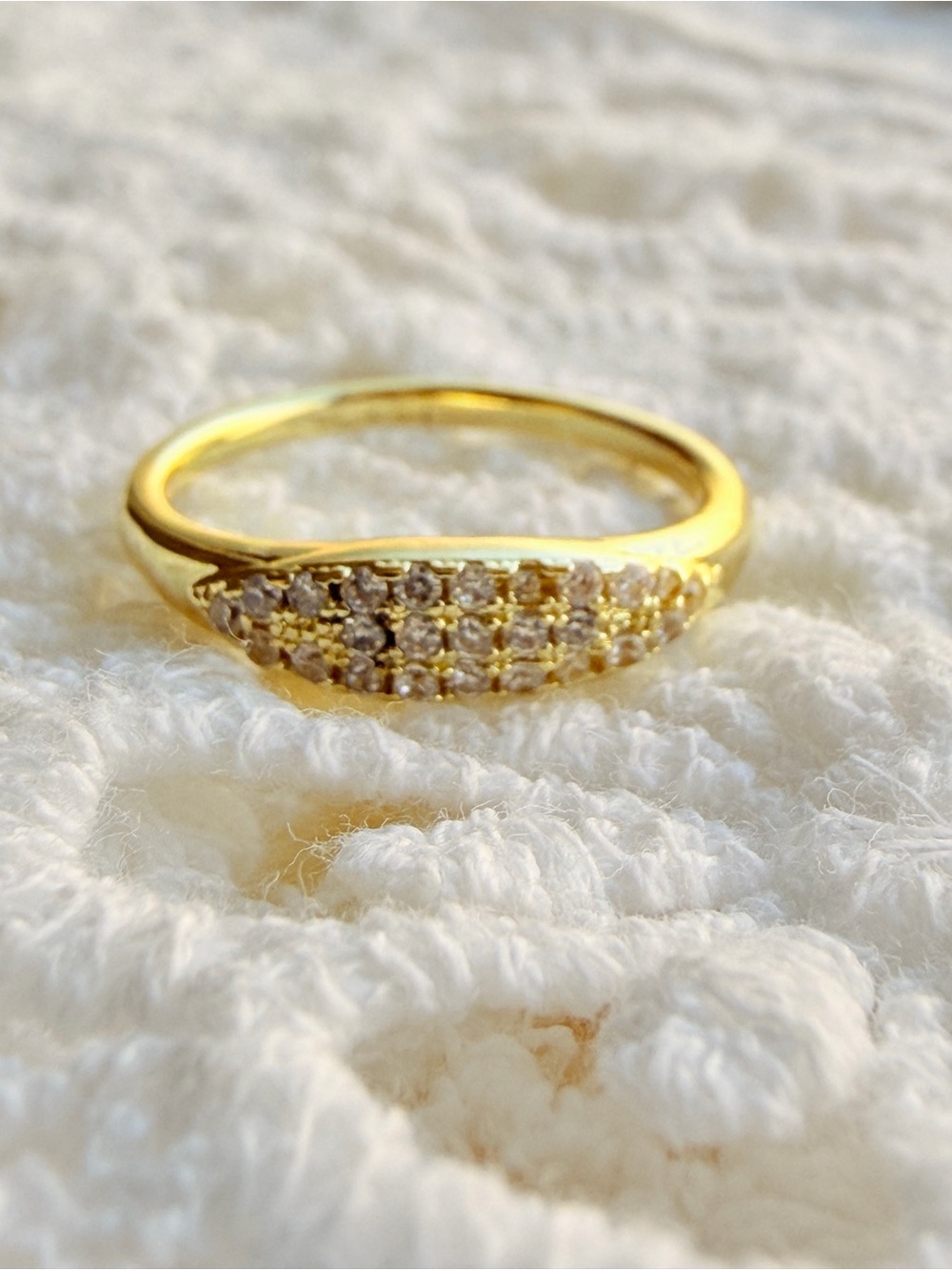 Gold Pavé Accent Band Ring Gold Ring SIZE: 5 - Picture 3 of 7